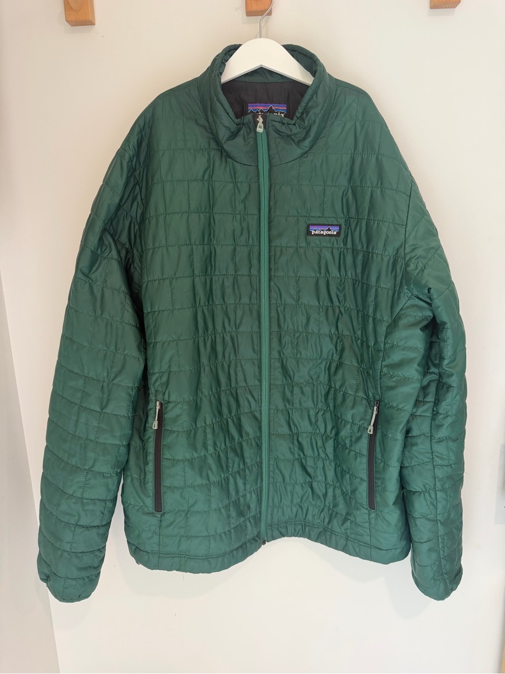 Patagonia Men’s Forest Green Quilted Puffer Jacket